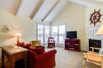 Captain'S Cottage Suites Grand Haven Bagian luar foto