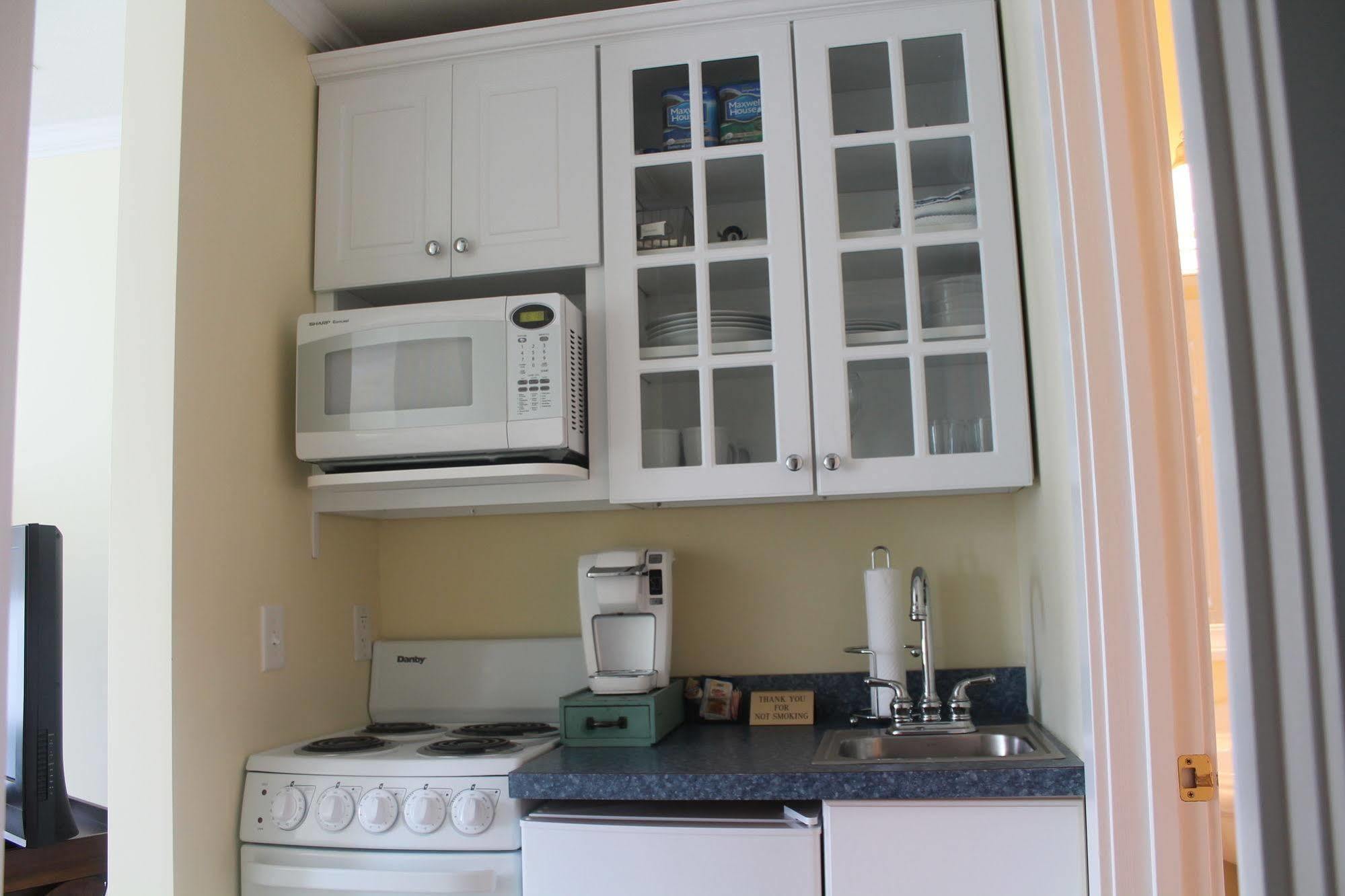 Captain'S Cottage Suites Grand Haven Bagian luar foto